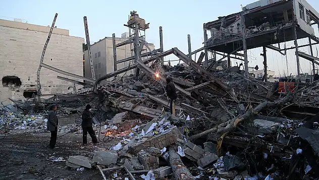 ABD ve İsrail'in İran'a Yönelik Saldırıları 7. Gününde: Can Kaybı 1332'ye Yükseldi