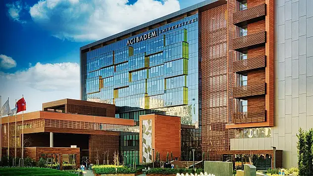 ACIBADEM MEHMET ALİ AYDINLAR ÜNİVERSİTESİ KİTAP VE KALEM ALIMI YAPACAK