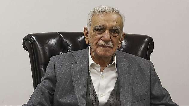 Ahmet Türk'ten Hayatını Kaybeden DEM Parti Pervari İlçe Eşbaşkanı Sıddık Yılmaz İçin Taziye Mesajı