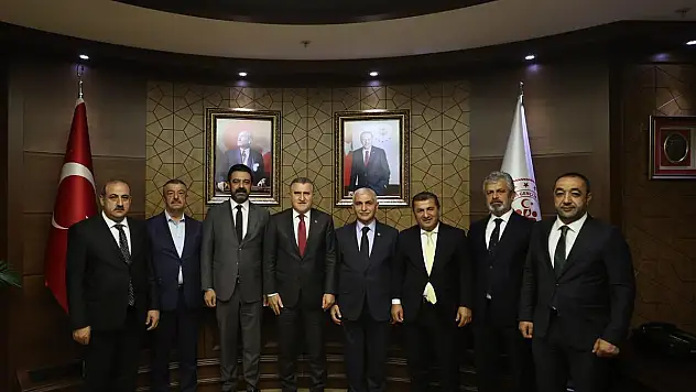 AK Parti Heyeti, Bakan Osman Aşkın Bak'a İlimizle İlgili Taleplerini Sundu