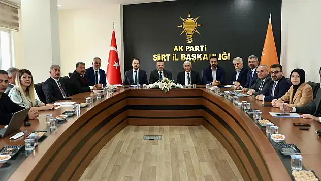Ak Parti Heyeti Siirt'teydi!