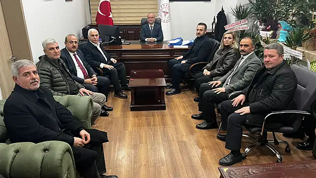 AK Parti heyetinden yeni başhekim Prof. Dr. Servet Yolbaş'a hayırlı olsun ziyareti