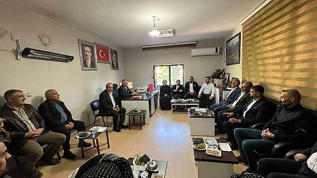 AK Parti MKYK Üyesi Aişe Nur Nacar'dan Eruh'a Ziyaret