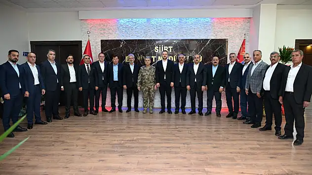 AK Parti Siirt Heyetinden İl Emniyet Müdürü Mehmet Özdemir'e Hayırlı Olsun Ziyareti