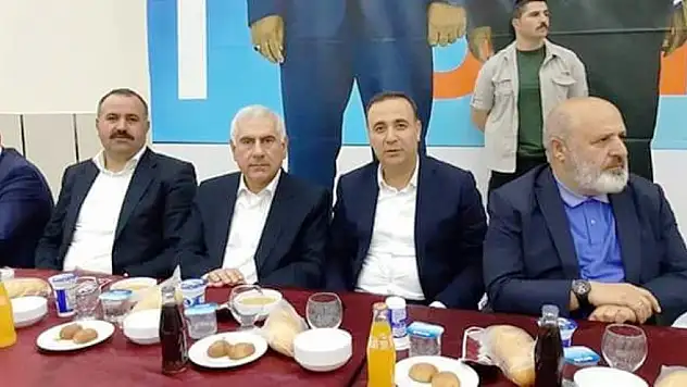 AK Parti'de Aday Tanıtım Toplantısı