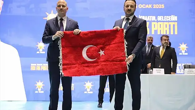 AK Parti'li İleri Siirt İl Kongresi'nde Konuştu