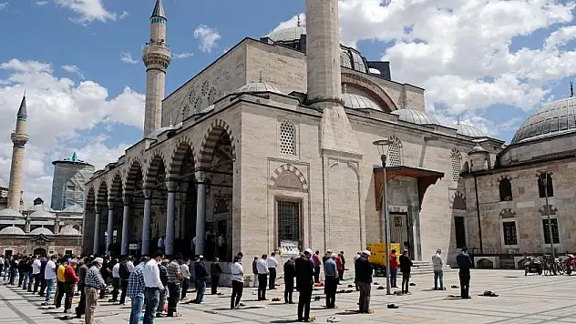 AKP'li Bayrampaşa Belediyesi Vergi Borcuna Karşı 2 Cami Satıyor!