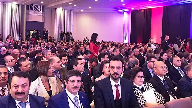 AKTAY, TUNUS'TA DÜZENLENEN YATIRIM FORUMUNA KATILARAK, İKİLİ  GÖRÜŞMELERDE BULUNDU