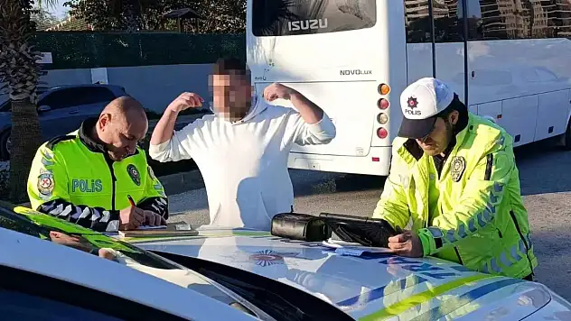 Alkollü ve ehliyetsiz yakalandı, ceza 390 bin TL'yi buldu