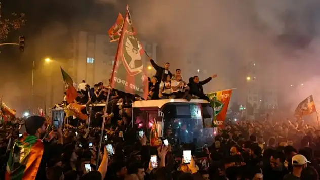 Amedspor Kutlamasının Sanatçıları Belli Oldu: Agiri Jiyan, Bajar ve Simyager Sahne Alacak