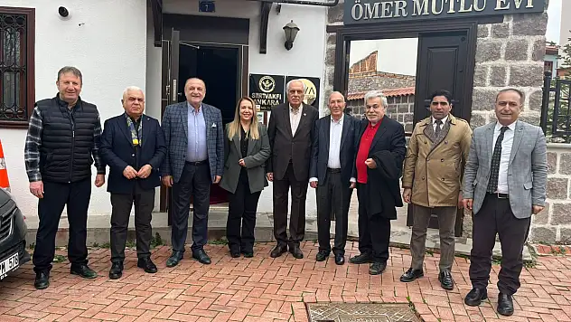 Ankara'da Siirtliler Kahvaltıda Buluştu: Siyaset, İş Dünyası ve Öğrenciler Aynı Sofrada