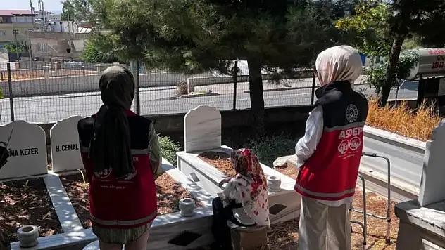Annesinin Kabrini Ziyaret Edemeyen Engelli Bireyin Yardımına ASDEP Ekipleri Yetişti