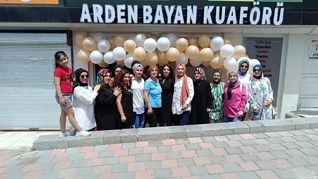 Arden Bayan Kuaförü Siirt'te Hizmete Girdi