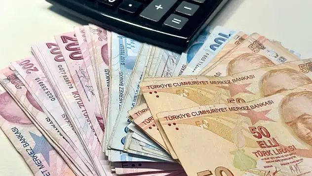 Asgari ücrette kritik gün: Üçüncü toplantı bugün, rakam netleşiyor