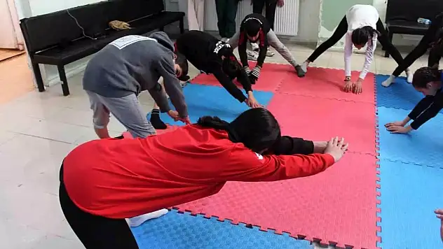 Atletizm Sporcuları Hedefe Kilitlendi