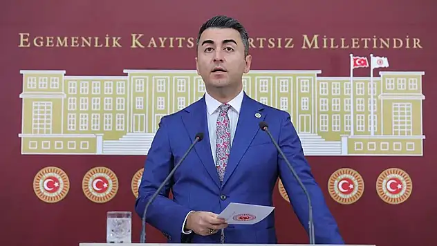 Avşar: 'Kapımızdaki Yeni Kriz: Kayıp Gençlik'