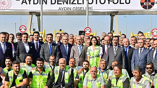 Aydın-Denizli Otoyolu Hizmete Açıldı