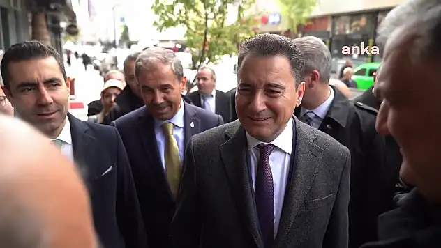 Babacan: 'Adalet Olmayınca Para Kaçıyor'