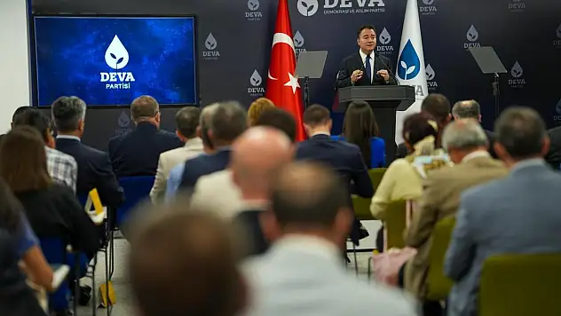Babacan: 'İlk 100 Gün Geçti, Bir 100 Gün Daha Geçmesin'
