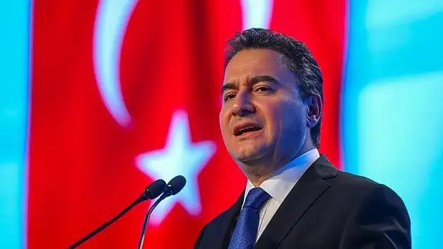 Babacan: 'Türkiye'yi Onlarca Yıl Çektiği Bu Sorundan Artık Kurtarın'