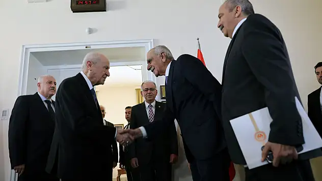 Bahçeli: Ahmet Türk göreve iade edilmeli