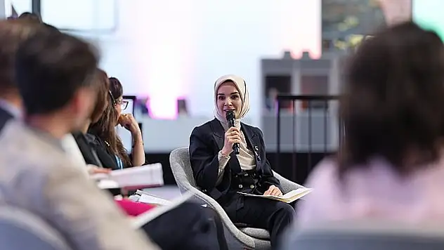 Bakan Göktaş, Küresel Engellilik Zirvesi'ne İlişkin Gazetecilere Açıklamalarda Bulundu