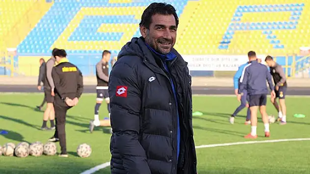 Başkan Cangir Bayram 'Teknik Direktör Mustafa Kalafatoğlu İle Anlaşmaya Vardık'