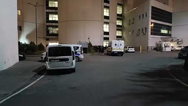 Batman'da hastanenin 5. katından gözleri bağlı atlayan şahıs hayatını kaybetti