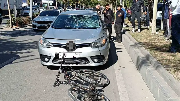 Batman'da otomobilin çarptığı bisikletli ağır yaralandı