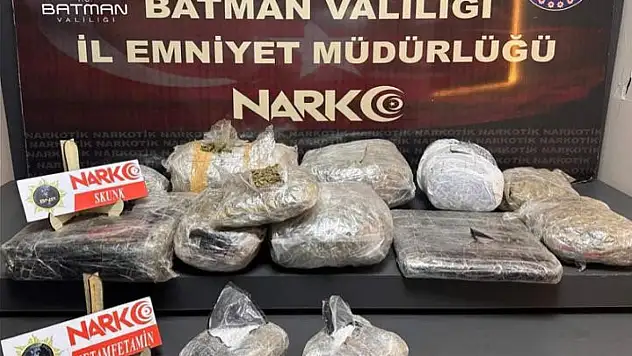 Batman'da uyuşturucu tacirleri hassas burun Hector'a yakalandı