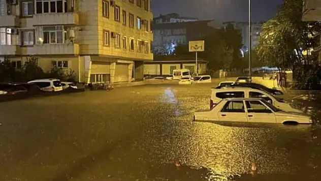 Batman'da Sel, Can Aldı… Anne Hayatını Kaybetti, 2 Çocuğu İse Kayıp