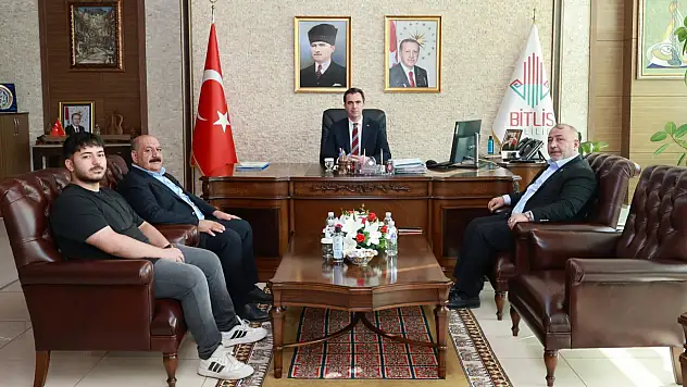 Baykan Belediye Başkanı Erdem ve İş İnsanı Solmaz'dan Bitlis Valisi Karakaya'ya Ziyaret