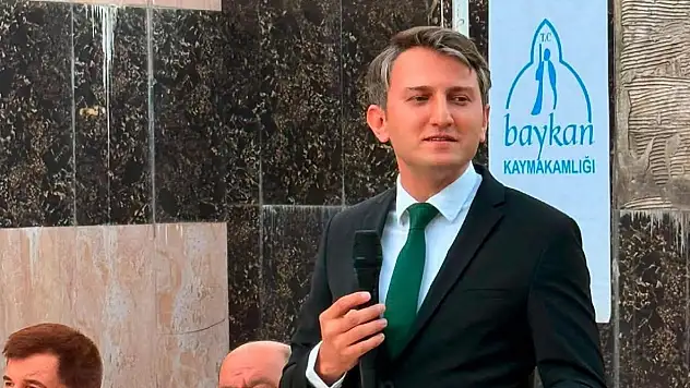 Baykan Kaymakamı'ndan Duygusal Veda: ''Gönül Bağı Kurduk''