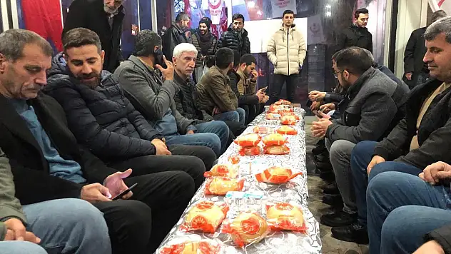 BBP İftarına Yoğun İlgi