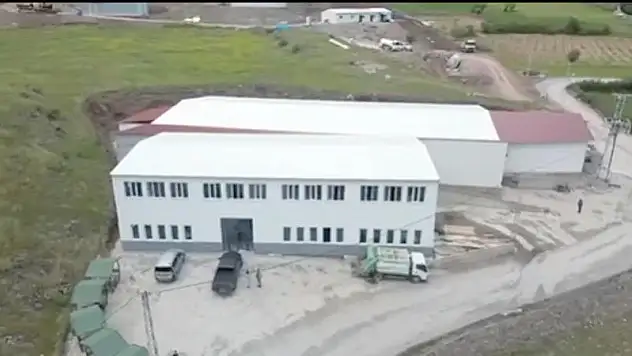 Beğendik Beldesinde Kurulan Tekstil Fabrikası Faaliyete Girdi