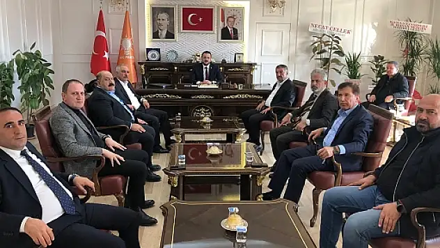 Belediye Başkanlarından Av. Bahri Caner Özturan'a Hayırlı Olsun Ziyareti