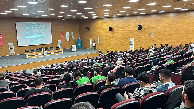 Bosna Hersek'in Lideri Aliya İzzetbegoviç Siirt'te Düzenlenen Programla Anıldı