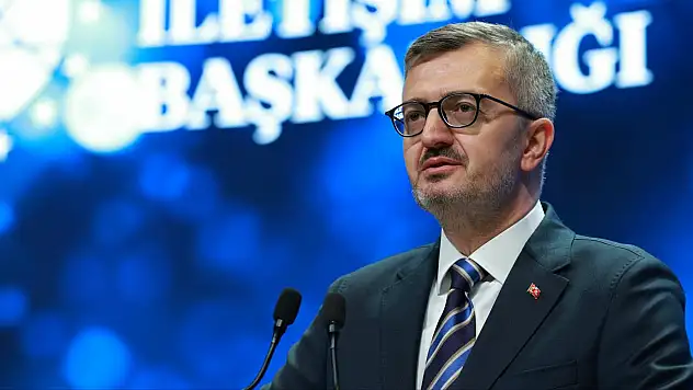 Burhanettin Duran'dan Dijital Ebeveynlik Vurgusu: 'Çocuklarla Kurulan Bağ Her Şeyden Daha Değerli'