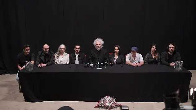 'Cem Karaca Bir Türkiye Biyografisidir'