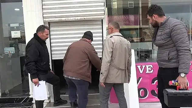 ''Cenaze Var'' Dedi, 50 Milyon TL ile Kayboldu! Kuyumcudan Dev Vurgun İddiası