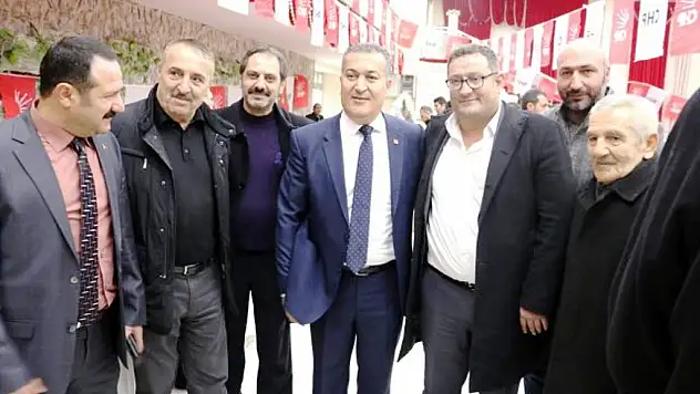 CHP 37. OLAĞAN KONGRESİ YAPILDI YENİ DÖNEMDE DE BAŞKAN NEVAF BİLEK
