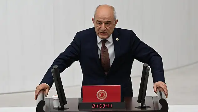 CHP Milletvekili Ali Fazıl Kasap Saadet Partisi'ne Geçti