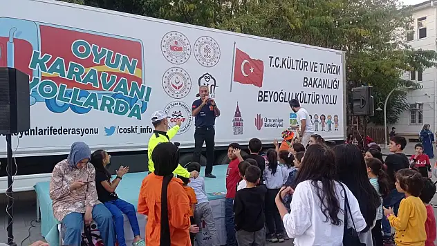 ÇOCUKLAR 'OYUN KARAVANI' İLE EĞLENDİ