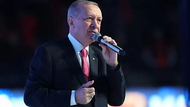 Cumhurbaşkanı Erdoğan Yeniden Aday Olabilir mi? Anayasada Böyle Bir Hak Var mı? Eski TBMM Başkanı Mustafa Şentop Açıkladı