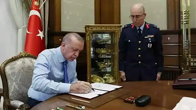 Cumhurbaşkanı Erdoğan Yüksek Askeri Şura'yı Toplayacak: Genelkurmay Başkanı Belli Olacak