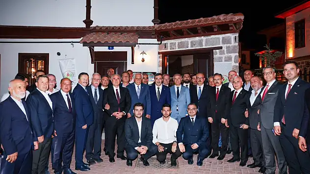 Cumhurbaşkanı Yardımcısı Cevdet Yılmaz, Siirt Vakfı'nın Ankara'daki Programına Katıldı