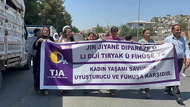 DBP ve TJA'dan Siirt'te Uyuşturucu ve Fuhuşa Karşı Çadır Nöbeti