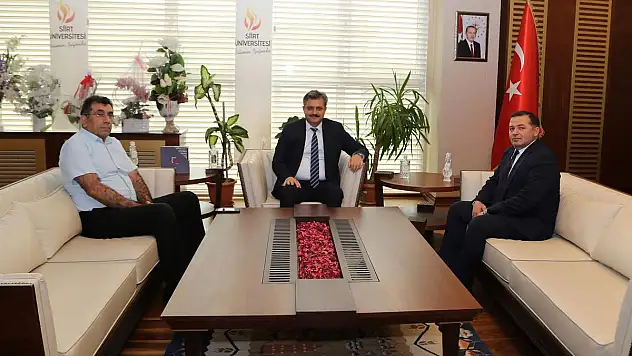 Defterdar İpekçi'den Rektör Prof.Dr. Şındak'a Nezaket Ziyareti