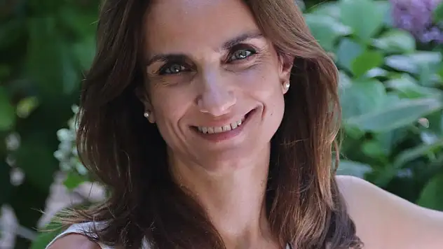 'Değişimin Eşiğindeki Kadınlar için Cesaret ve Yeniden Başlama'