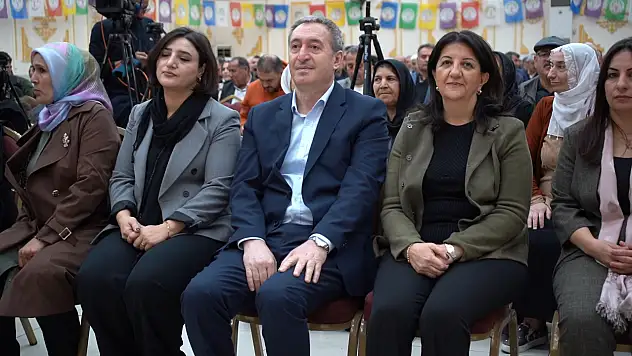 DEM Parti Eş Genel Başkanı Bakırhan ve İmralı Heyeti Üyesi Buldan Siirt'te!
